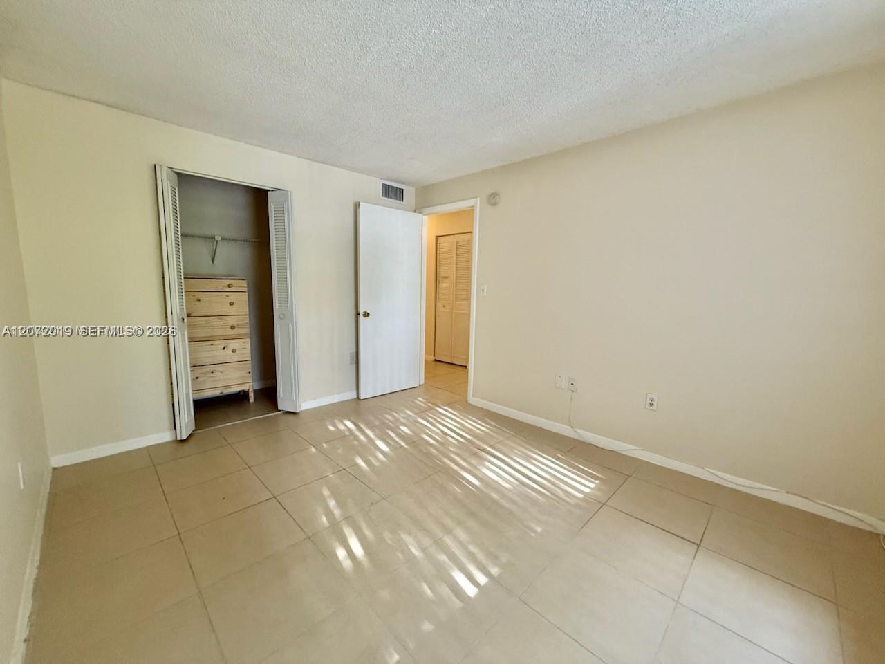 1720 NW N River Dr # 413 — Photo 3