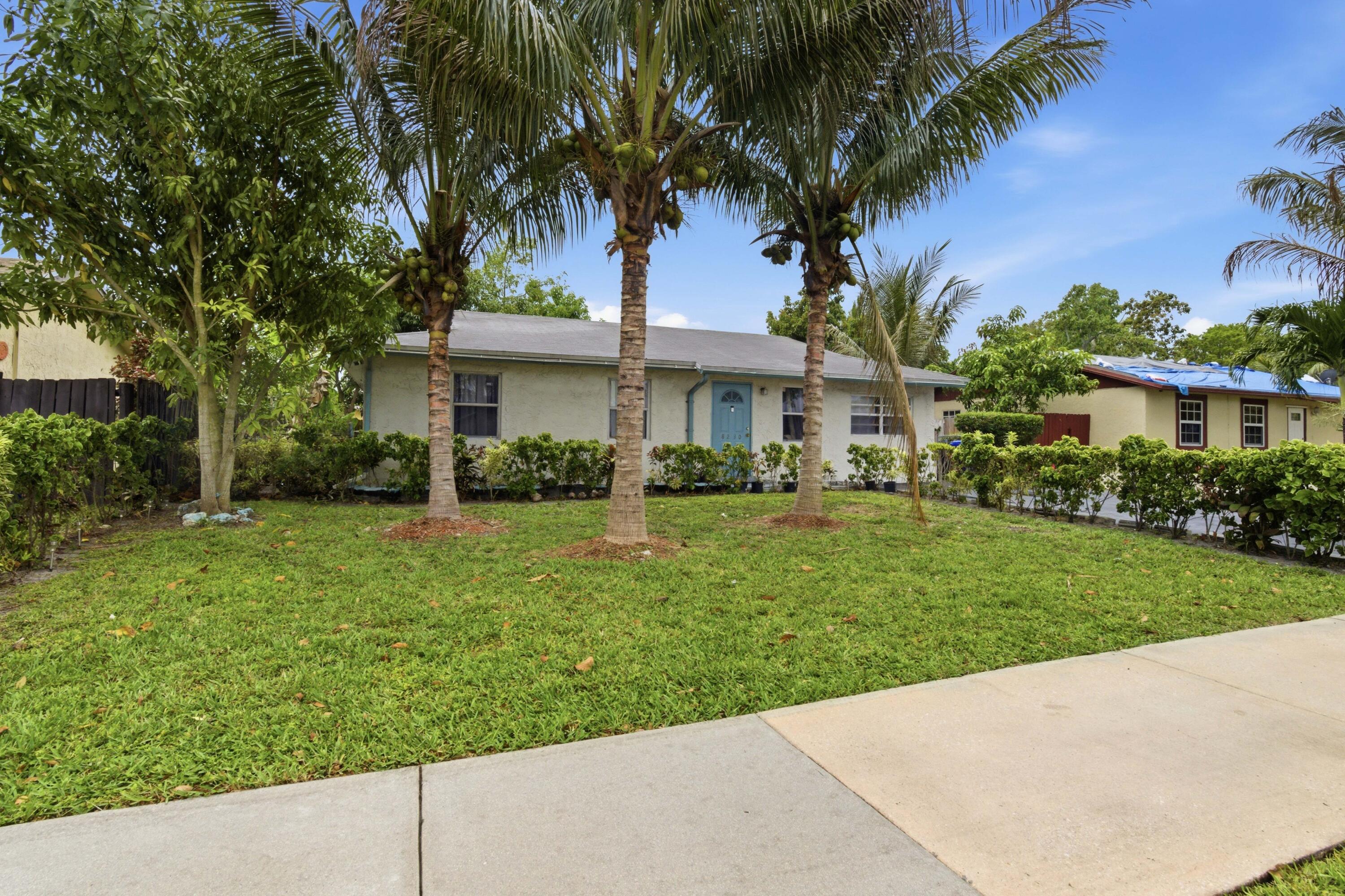 8230 SW 4th Place, North Lauderdale FL 33068