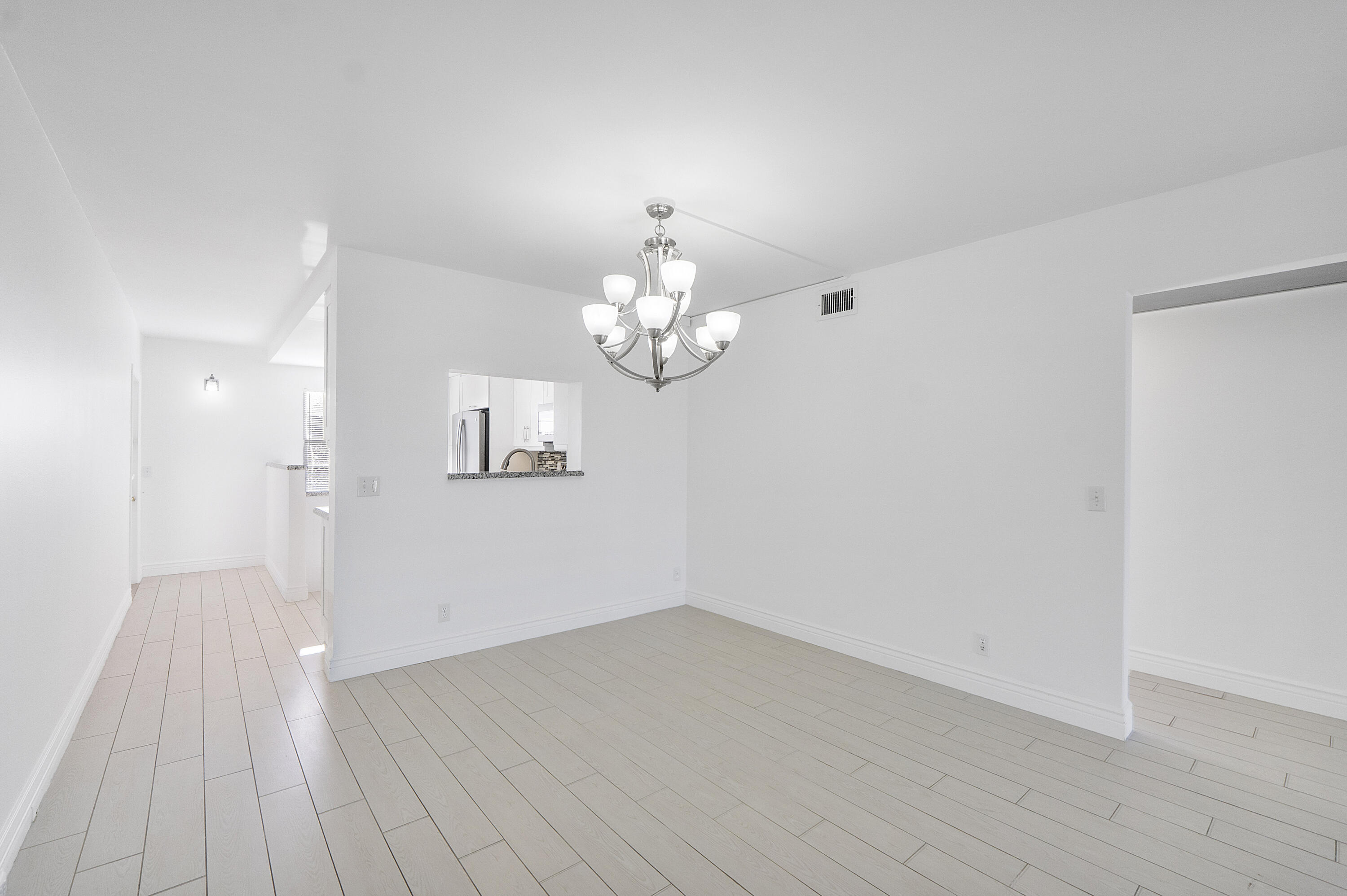 4072 Guildford D — Photo 3