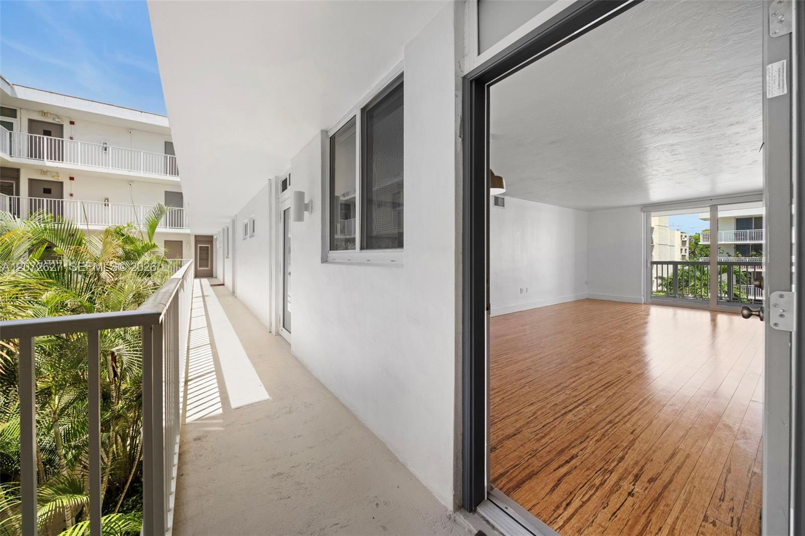 1670 Bay Rd # 4B — Photo 3