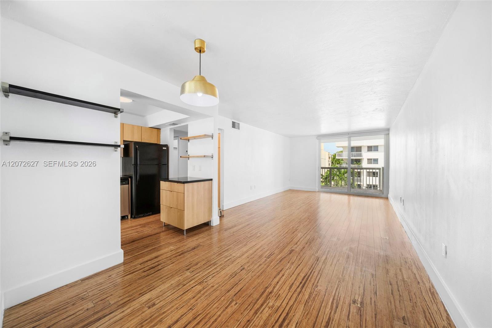 1670 Bay Rd # 4B — Photo 4