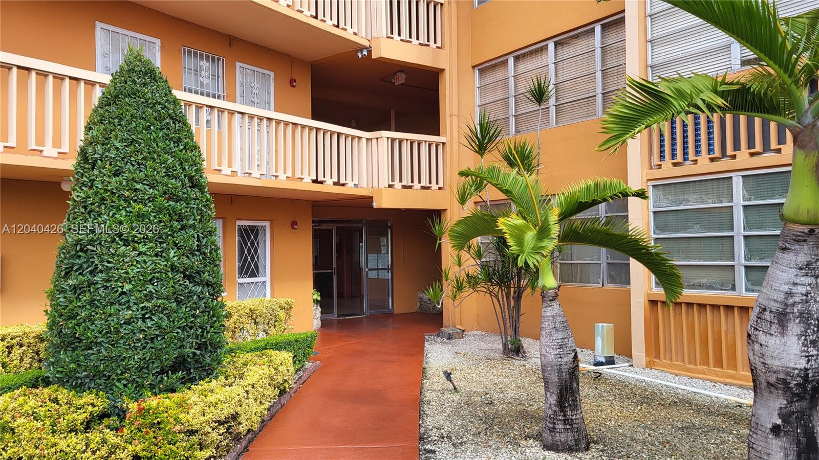 1591 NE Miami Gardens Dr # 306, Miami FL 33179