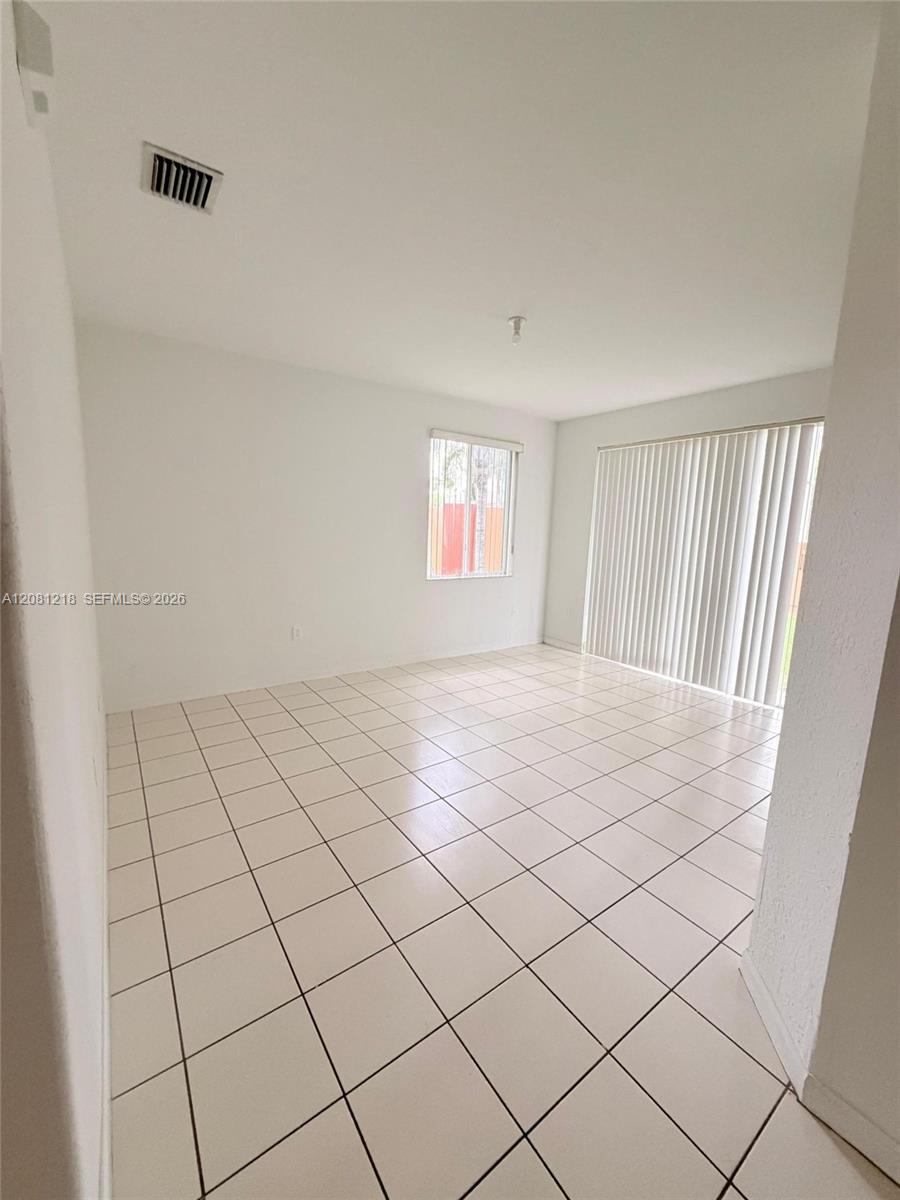2628 SE 14th Ave # 308 — Photo 5