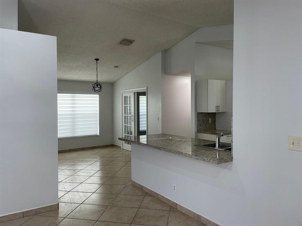17484 SW 22ND Street — Photo 3