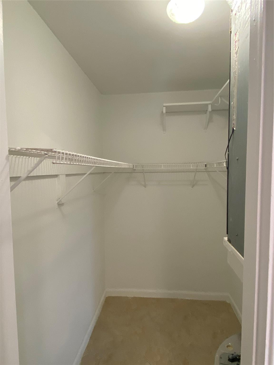853 SE 4TH Court Apt 14 — Photo 5