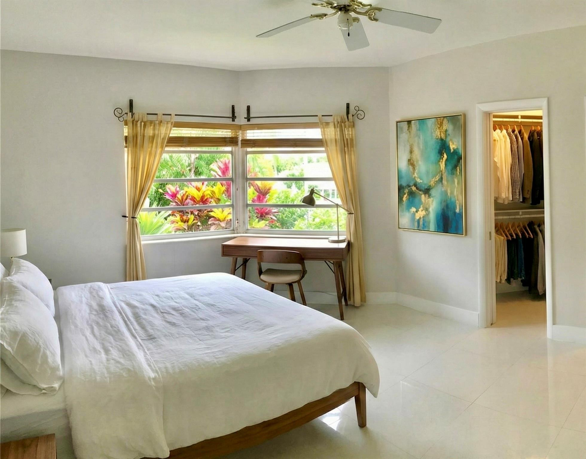 9271 W BAY HARBOR Drive # 11 — Photo 4
