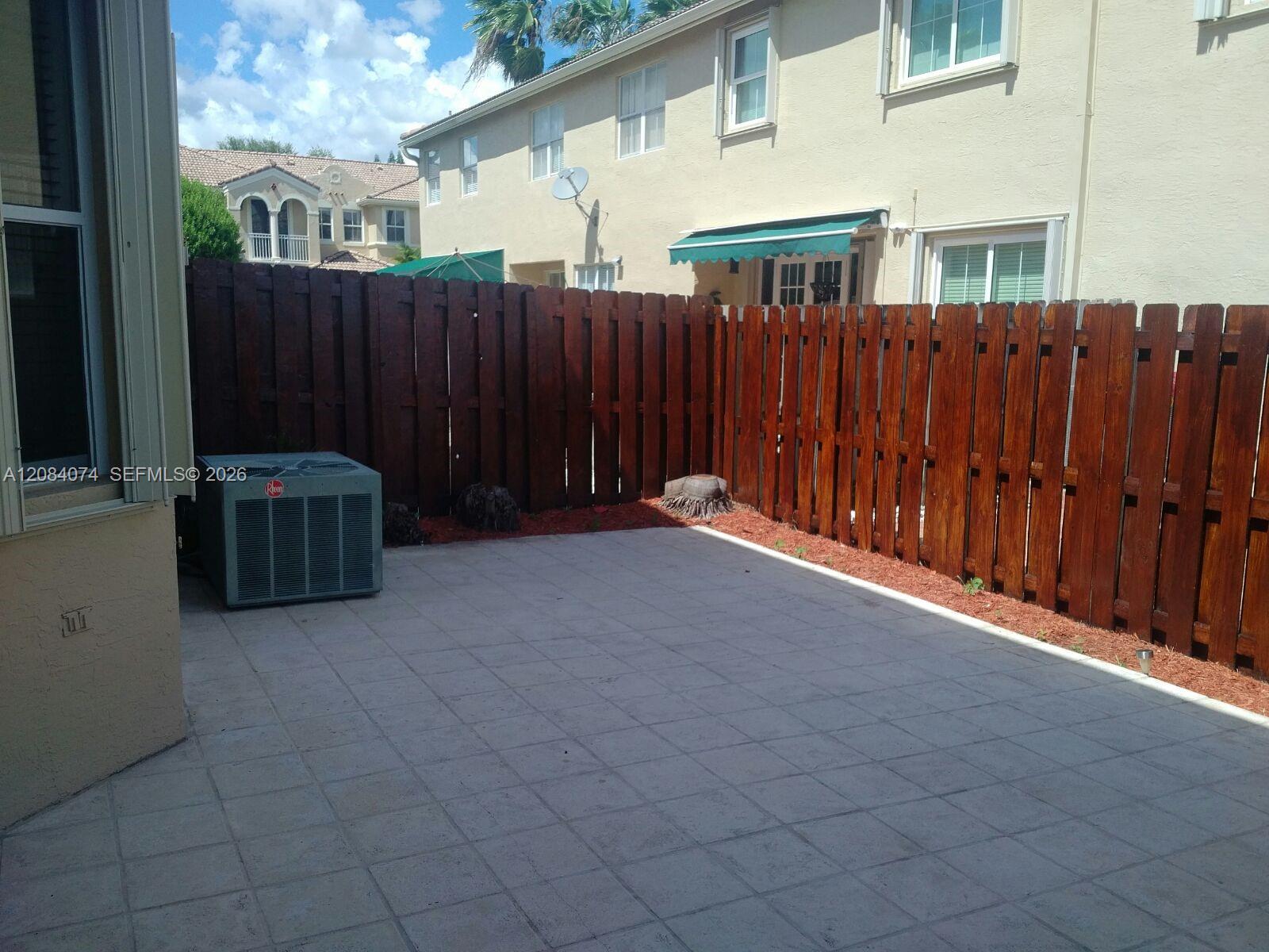 3119 NW 101st Pl # 3119 — Photo 5
