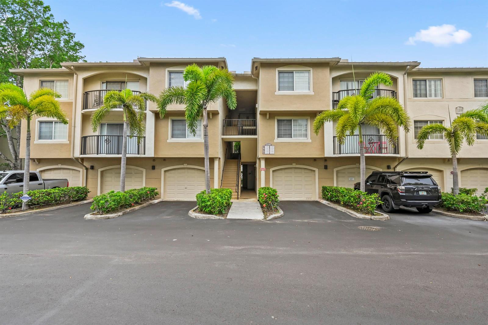 1100 S Crestwood Ct Court S # 1109, Royal Palm Beach FL 33411