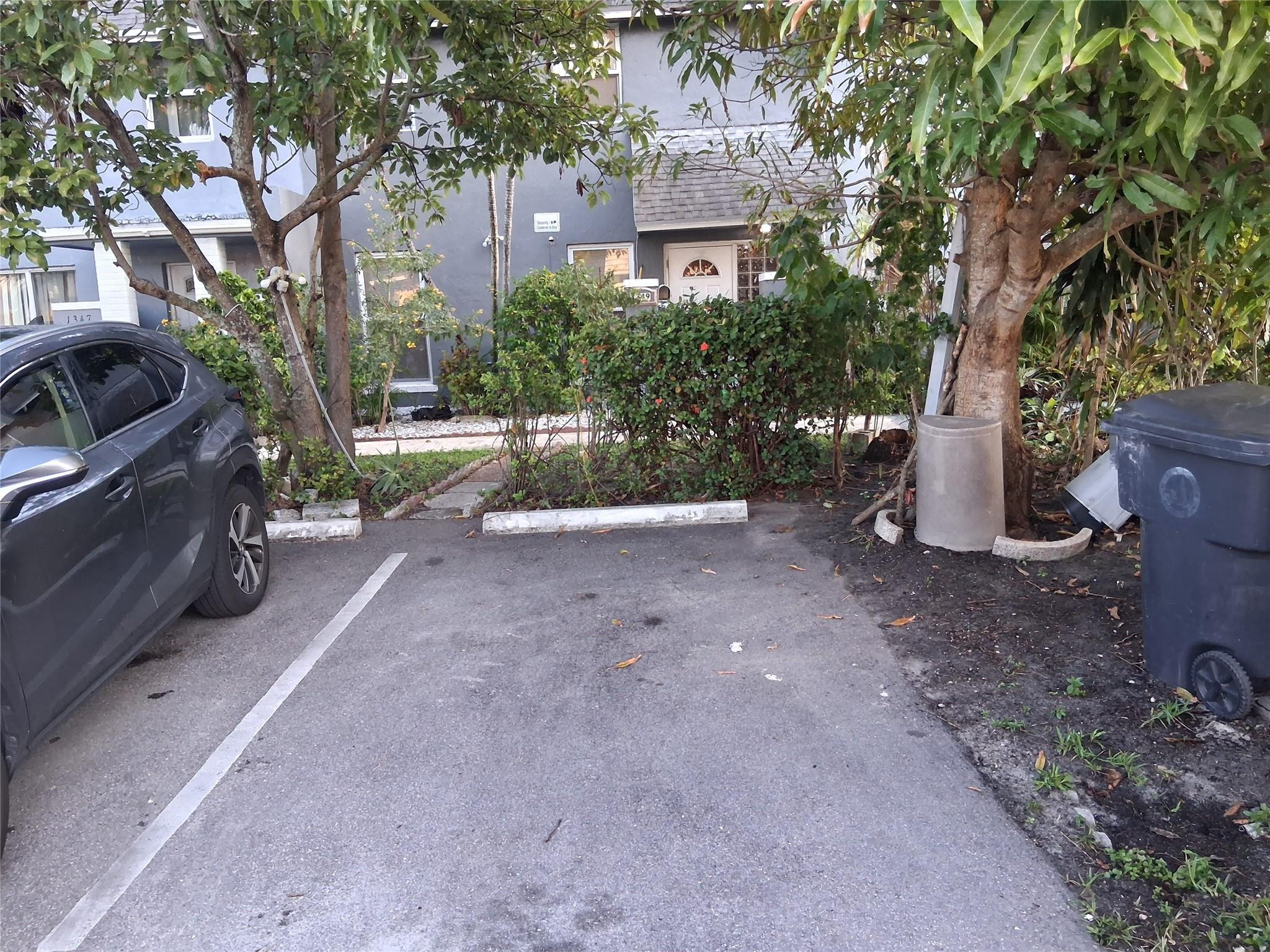 1349 Seaview — Photo 2