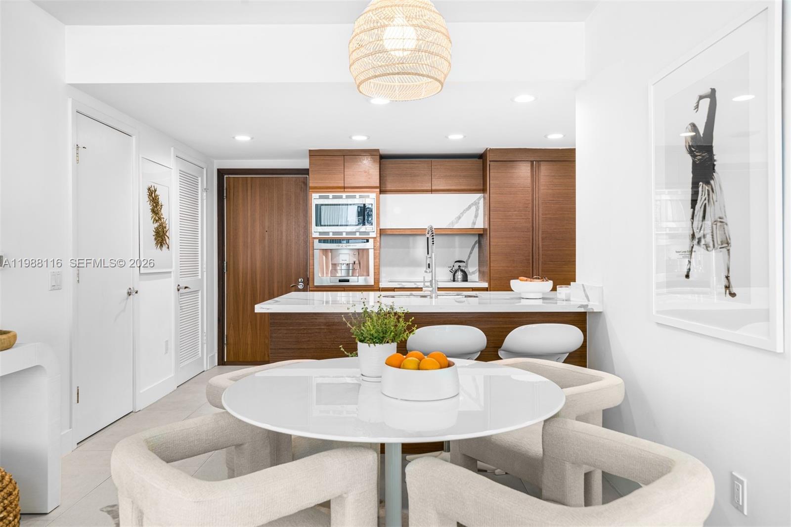 5875 Collins Ave # 906 — Photo 3