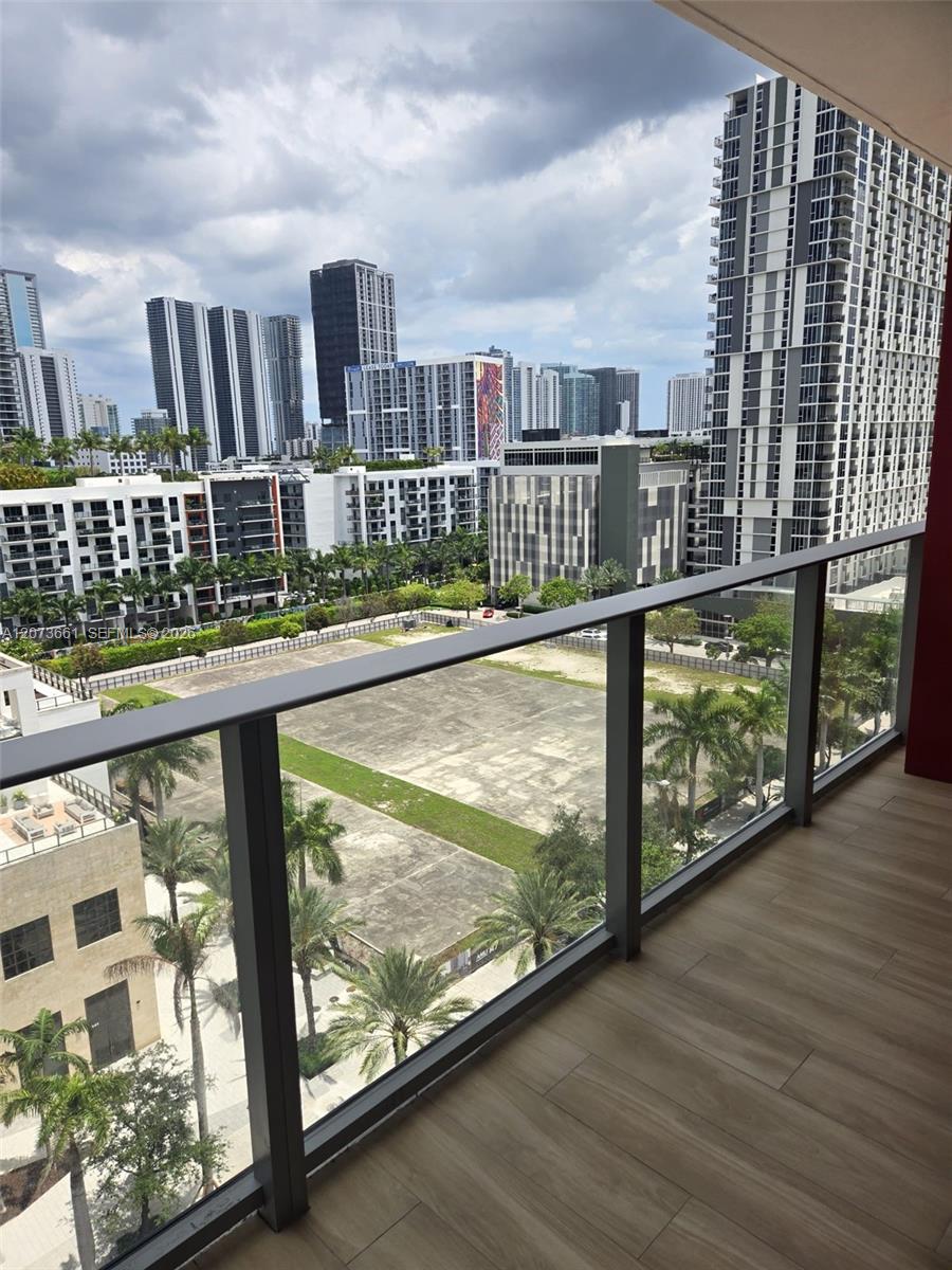 90 NE 32nd Street # 1104, Miami FL 33137