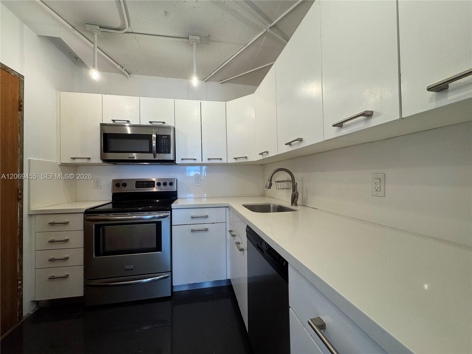 800 West Ave # 734 — Photo 5