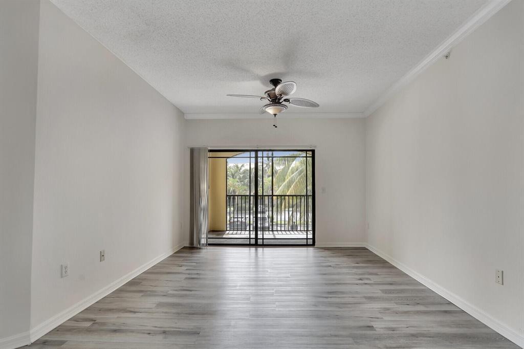 2725 Anzio Court # 202 — Photo 2