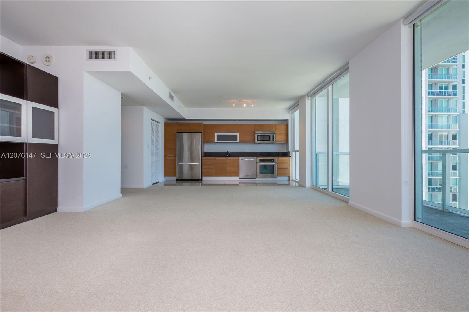 253 NE 2nd St # 3805 — Photo 5