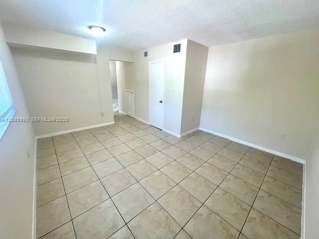 7626 NE 6th Ct # 5 — Photo 3