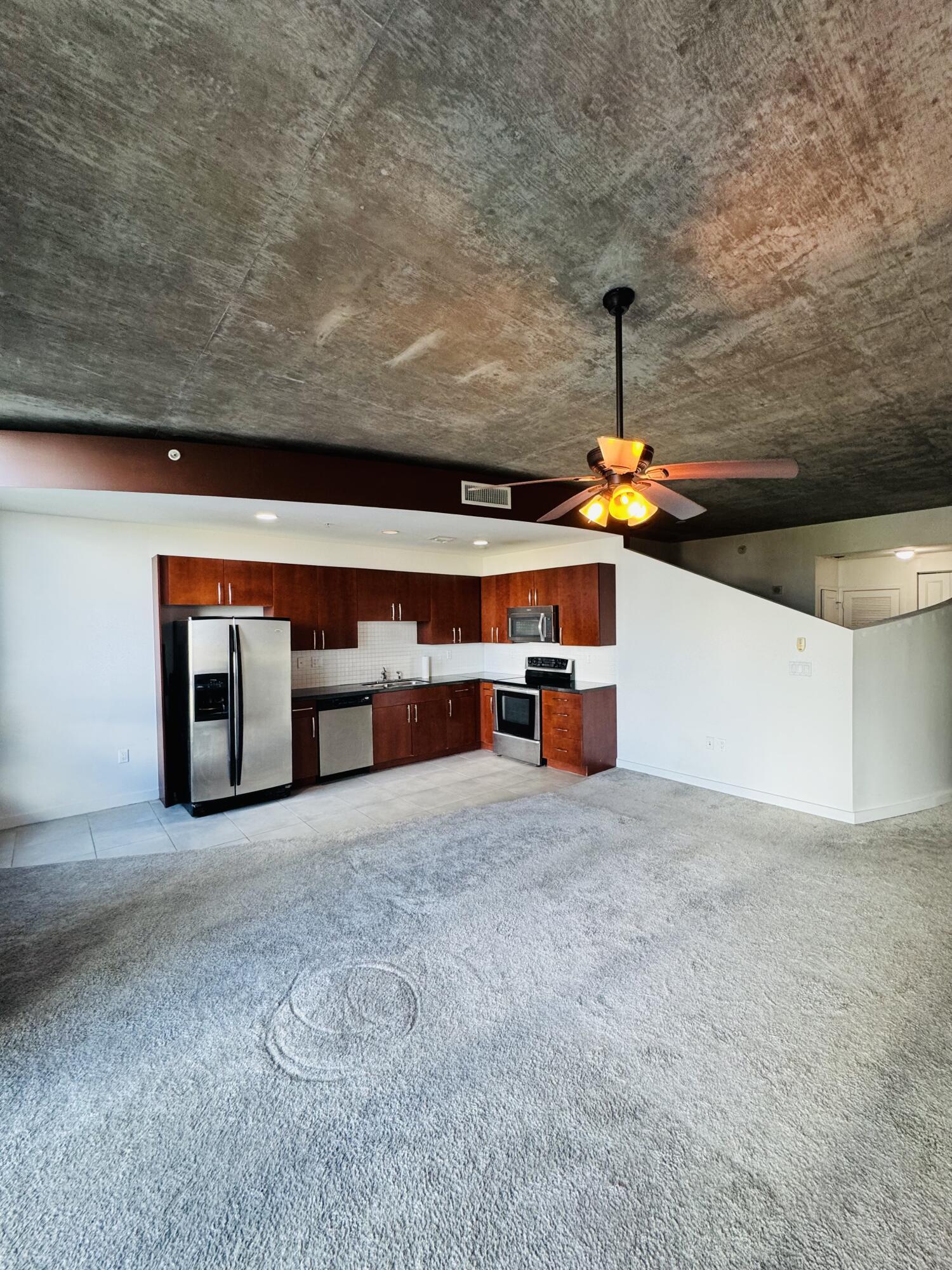 300 S AUSTRALIAN Avenue # 702 — Photo 5