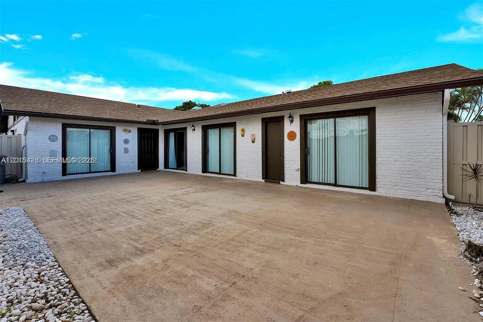 9892 Boca Gardens Pkwy # A, Boca Raton FL 33496