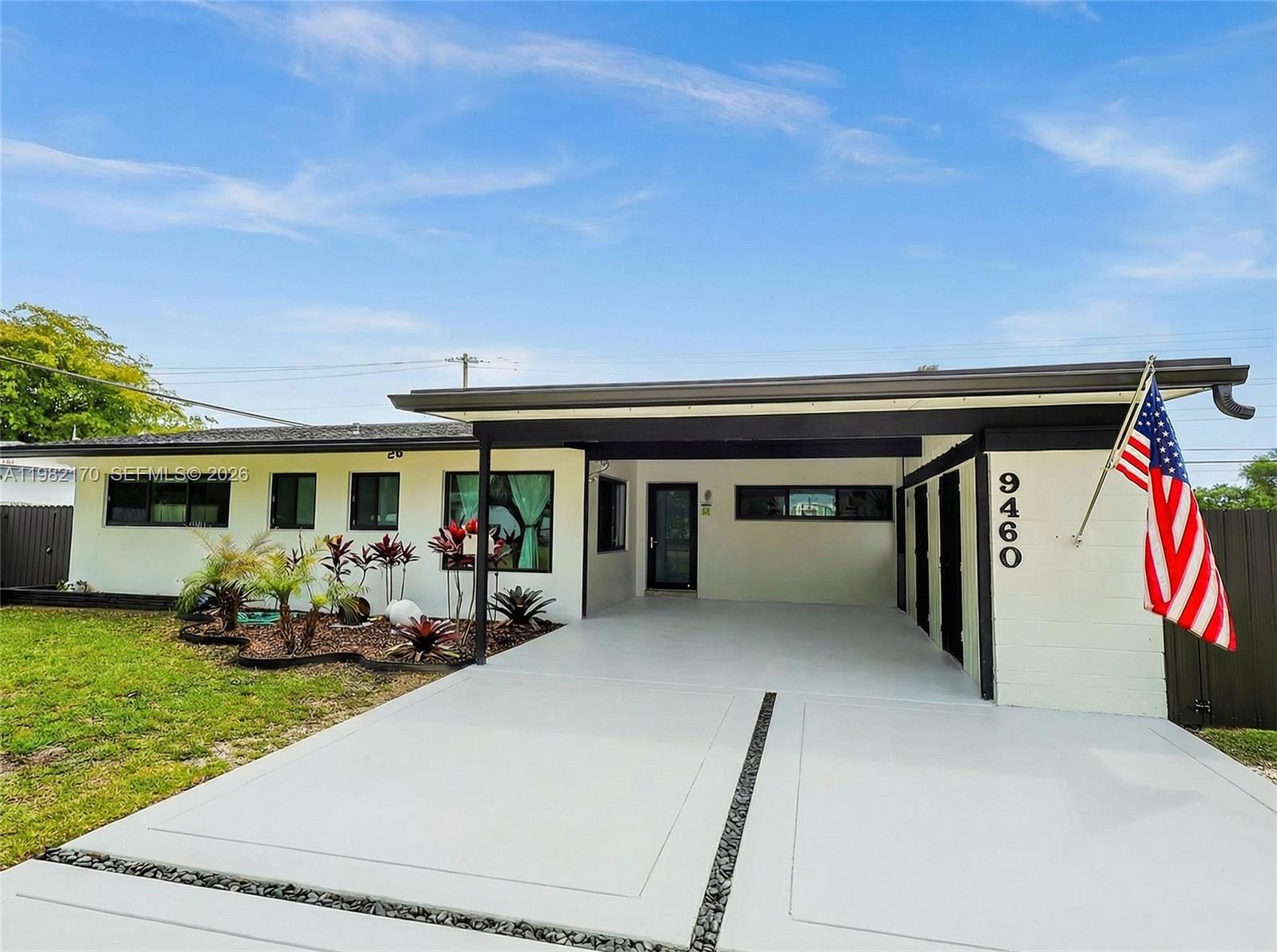 9460 Martinique Dr, Cutler Bay FL 33189