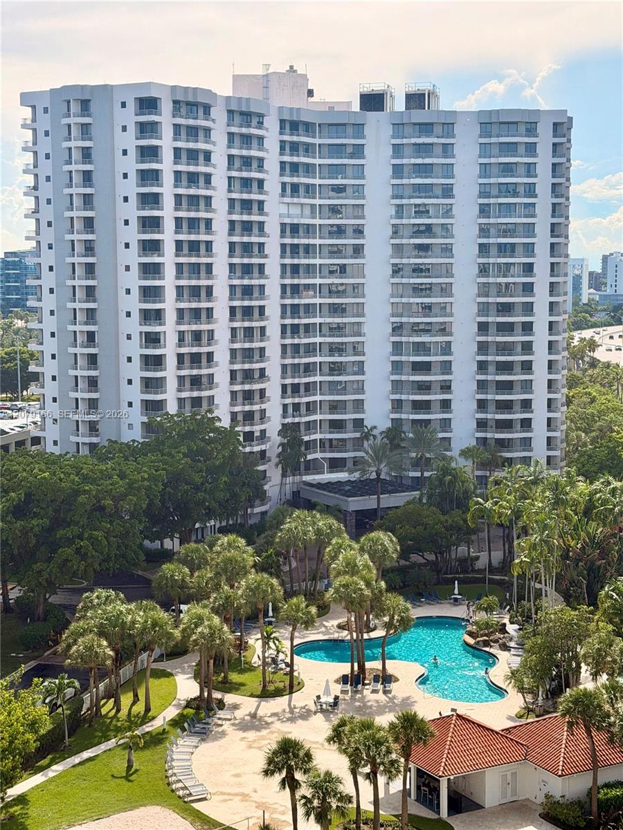 3300 NE 192nd St # 702, Aventura FL 33180