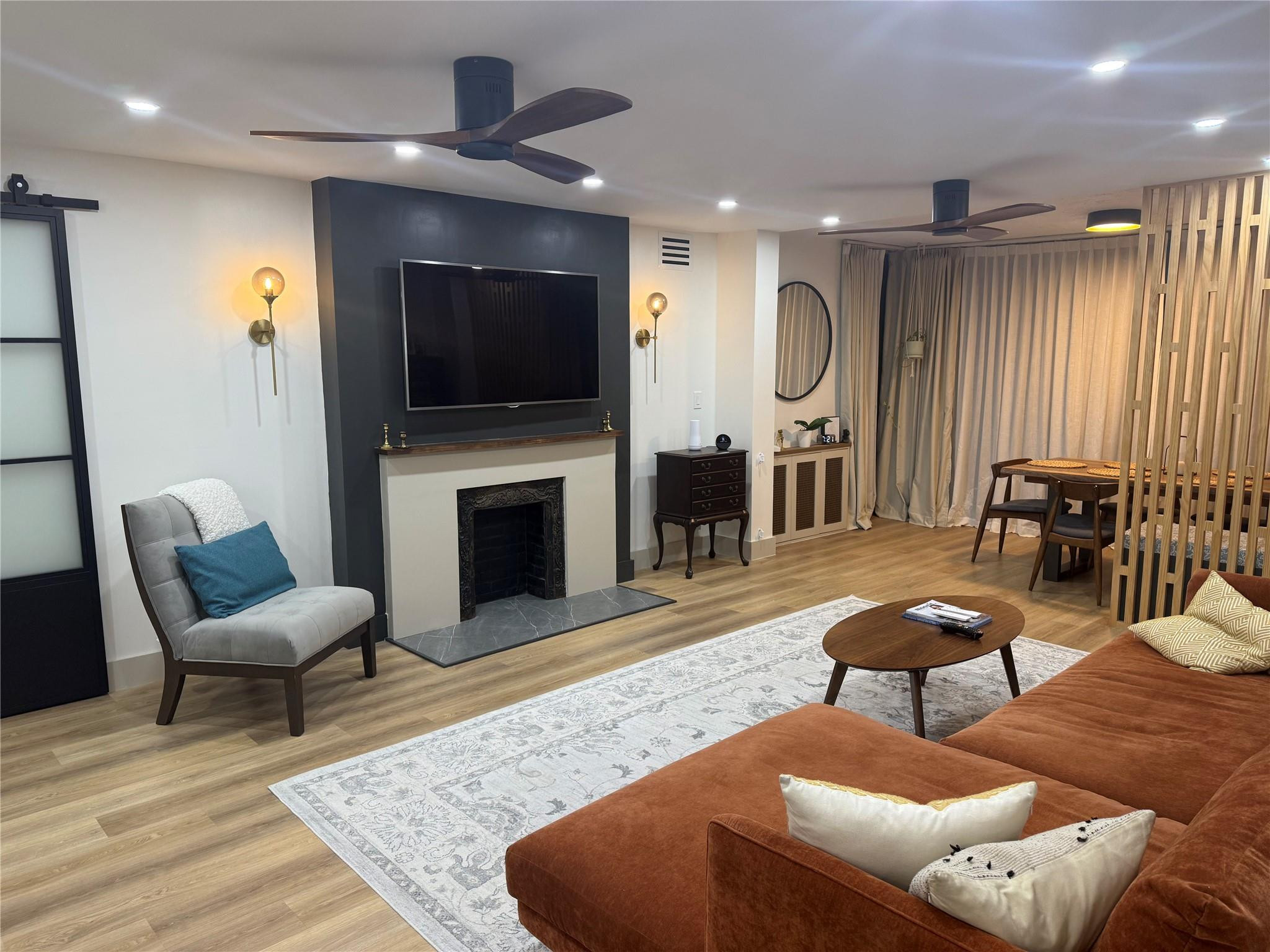 3700 Oaks Clubhouse Drive # 103, Pompano Beach FL 33069