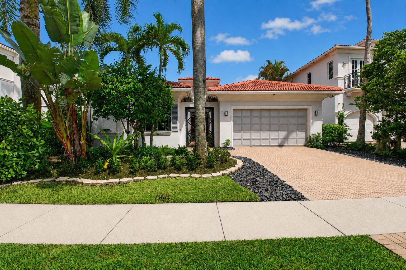 17944 Villa Club Way — Photo 3