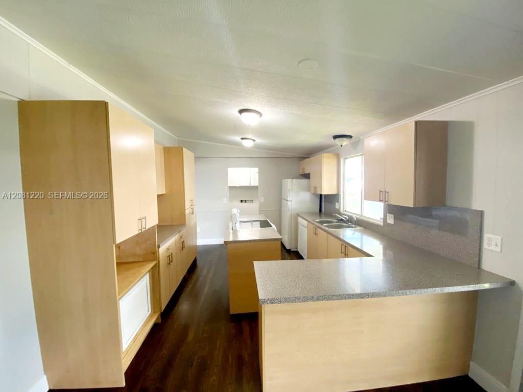 710 NW 219th Ave — Photo 3