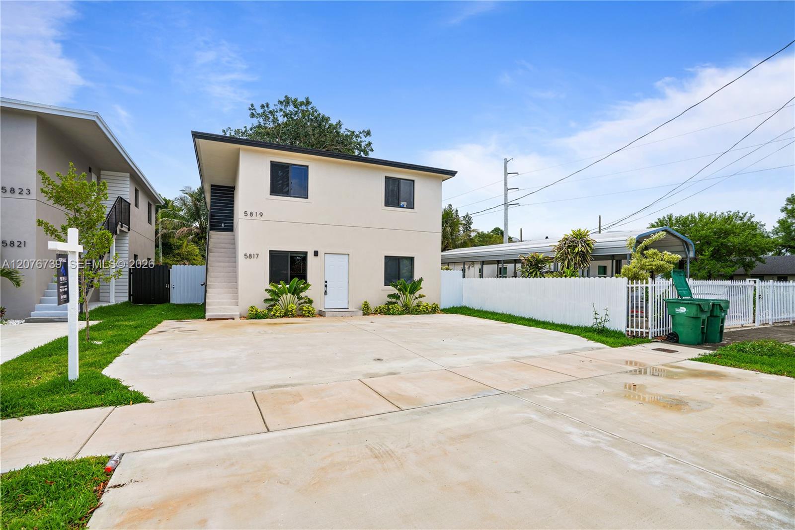 5817 NW 30th Ave # 5817 — Photo 4