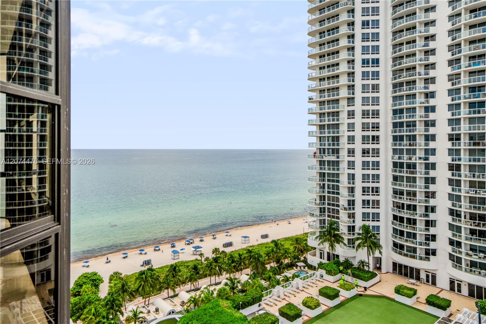 6423 Collins Ave # 1702 — Photo 2