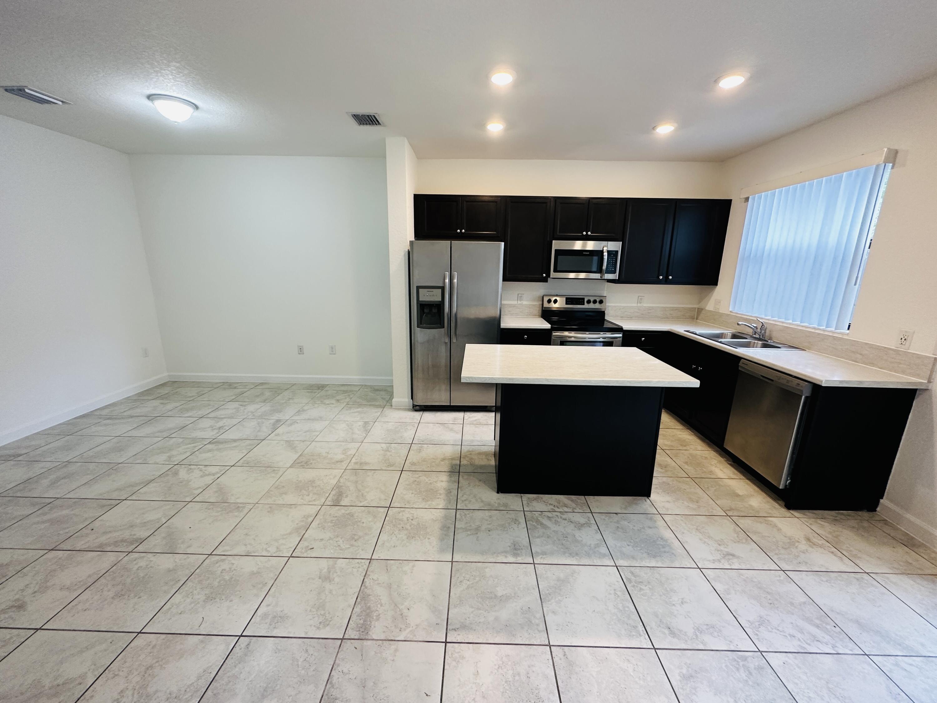 346 NE 208TH Terrace, Miami FL 33179