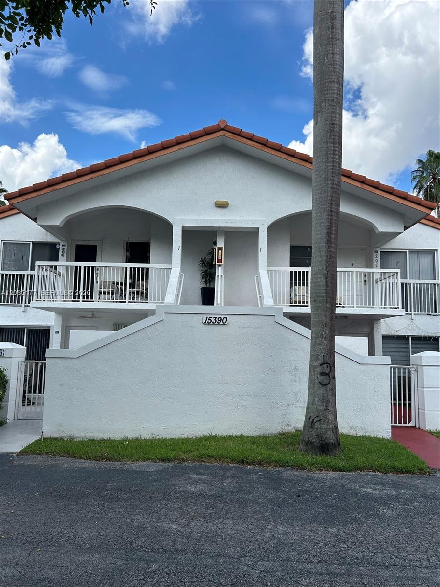 15390 SW 76 Terr # 207 — Photo 4