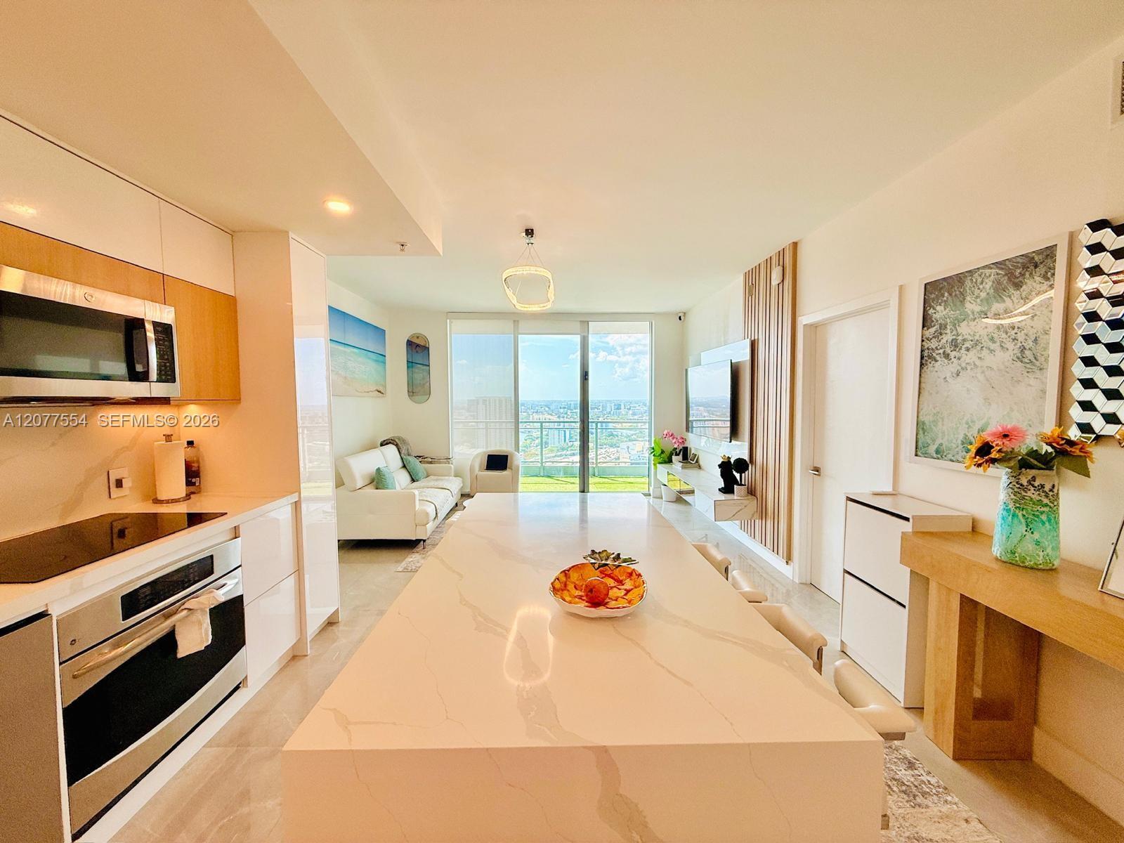 90 SW 3rd St # 3306 — Photo 4