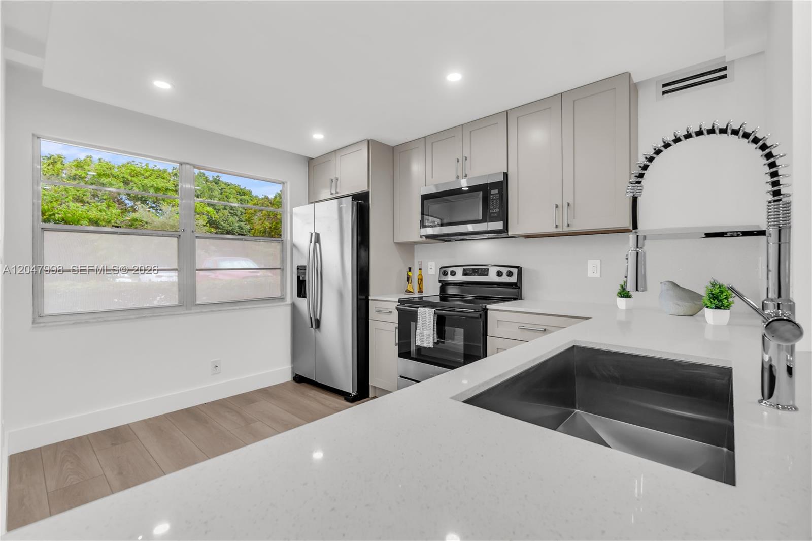 2305 Lucaya Ln # H1, Coconut Creek FL 33066
