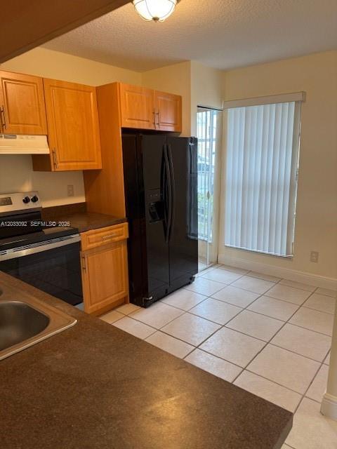 2856 Cambridge Ln # 2856 — Photo 3