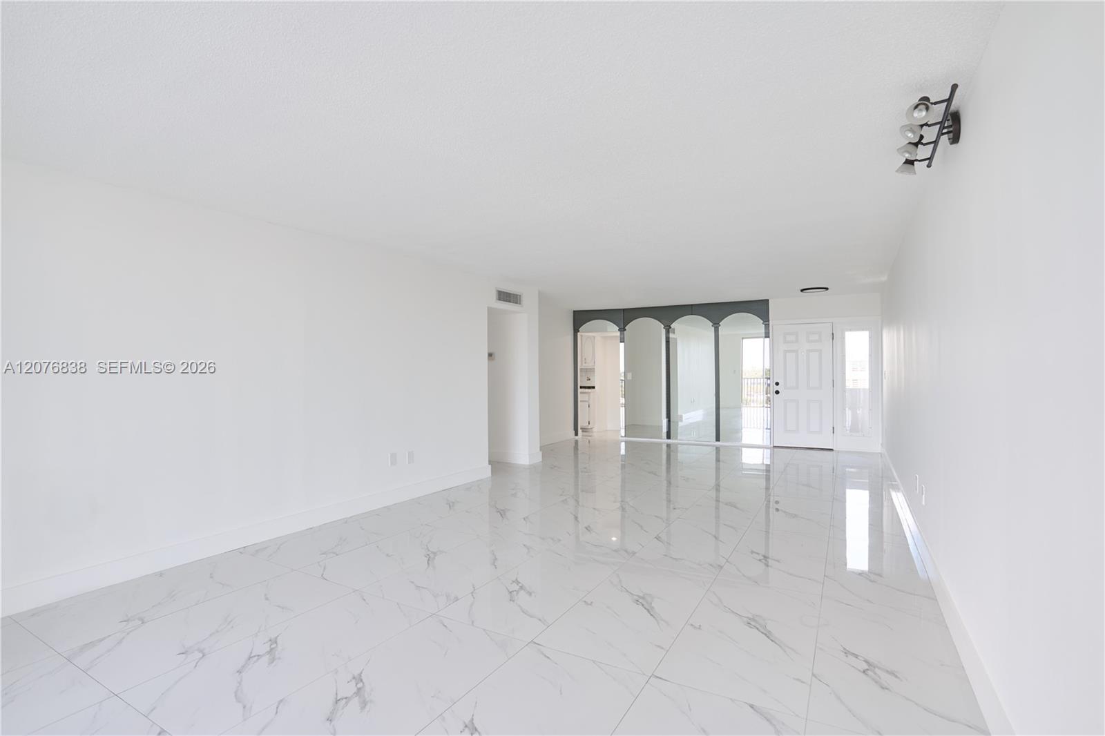 1750 NE 191st St # 4 — Photo 5