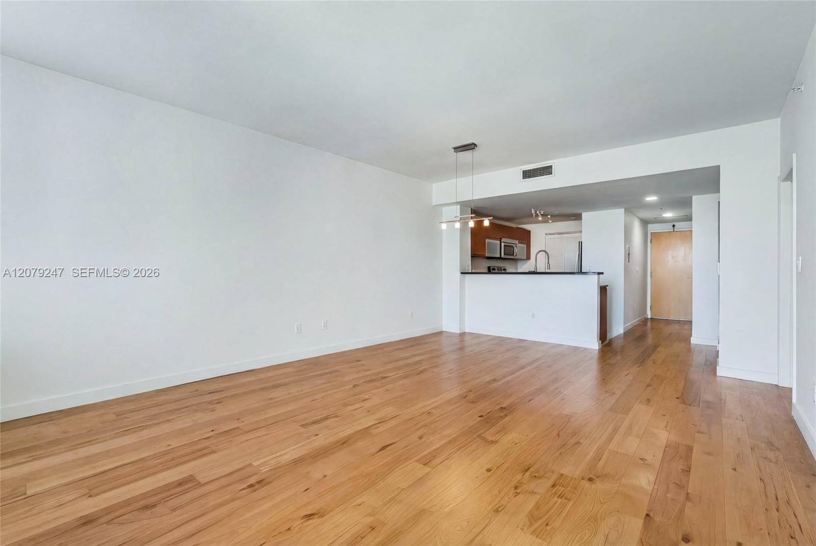 253 NE 2nd St # 1007 — Photo 4
