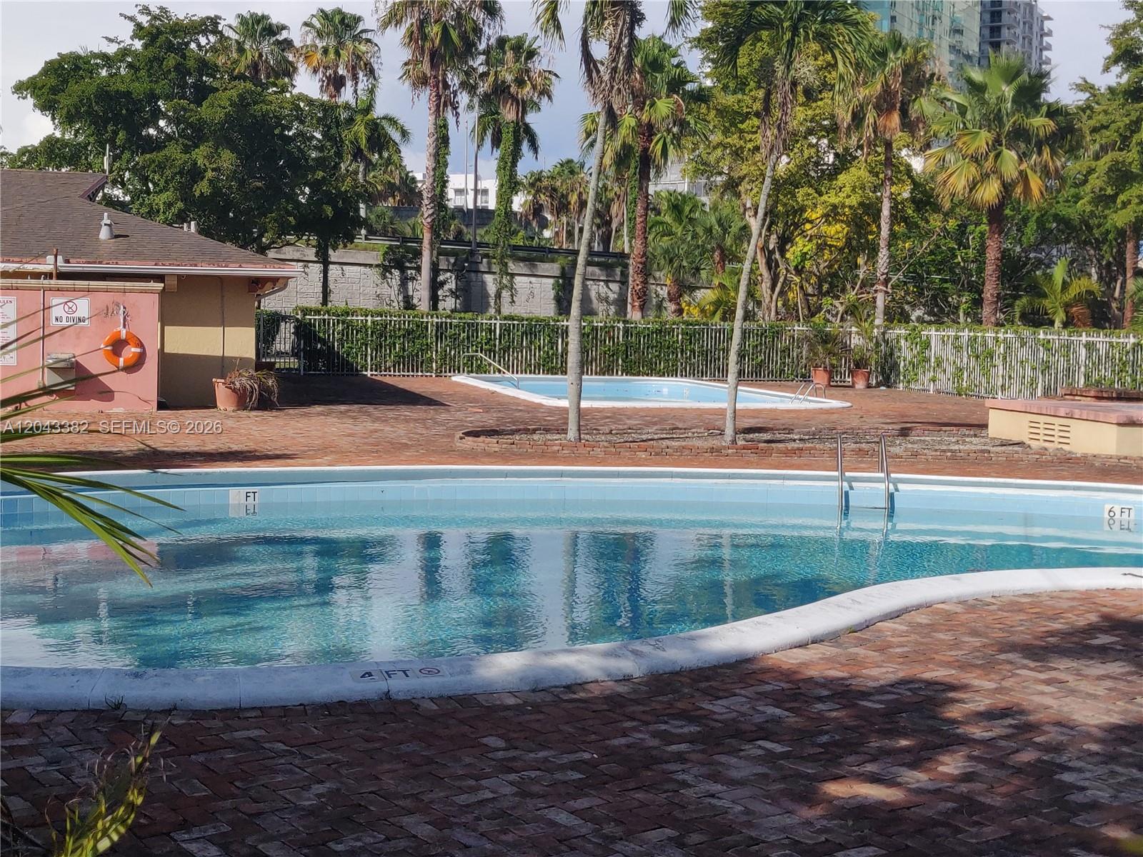 9001 SW 77th Ave # C606 — Photo 3
