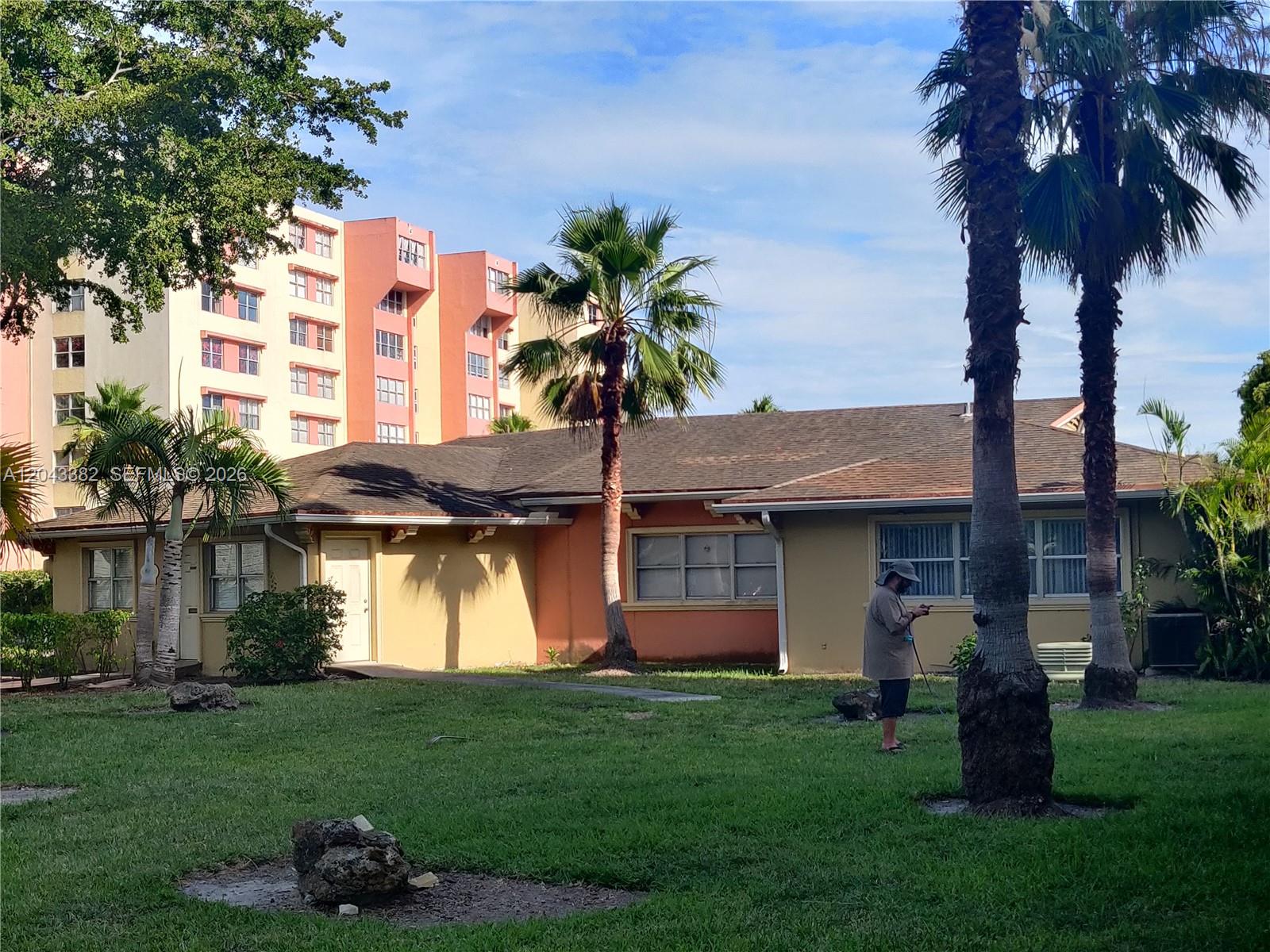 9001 SW 77th Ave # C606 — Photo 4