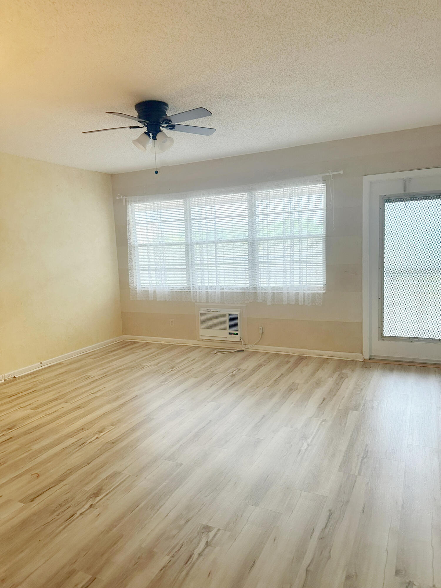 161 VENTNOR J Drive # 161 — Photo 5