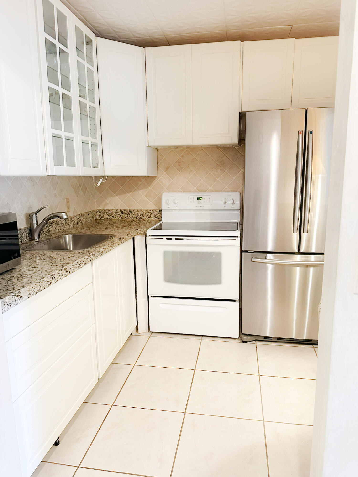 161 VENTNOR J Drive # 161 — Photo 3