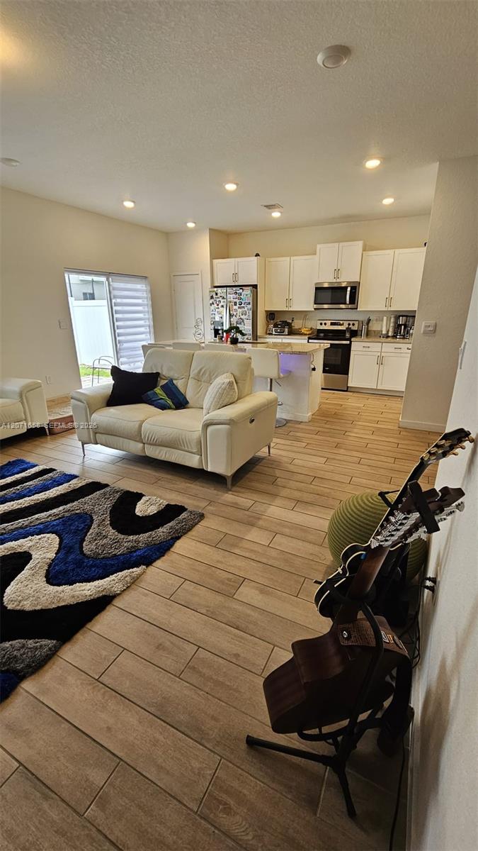 1677 SE 8th Ave View 6