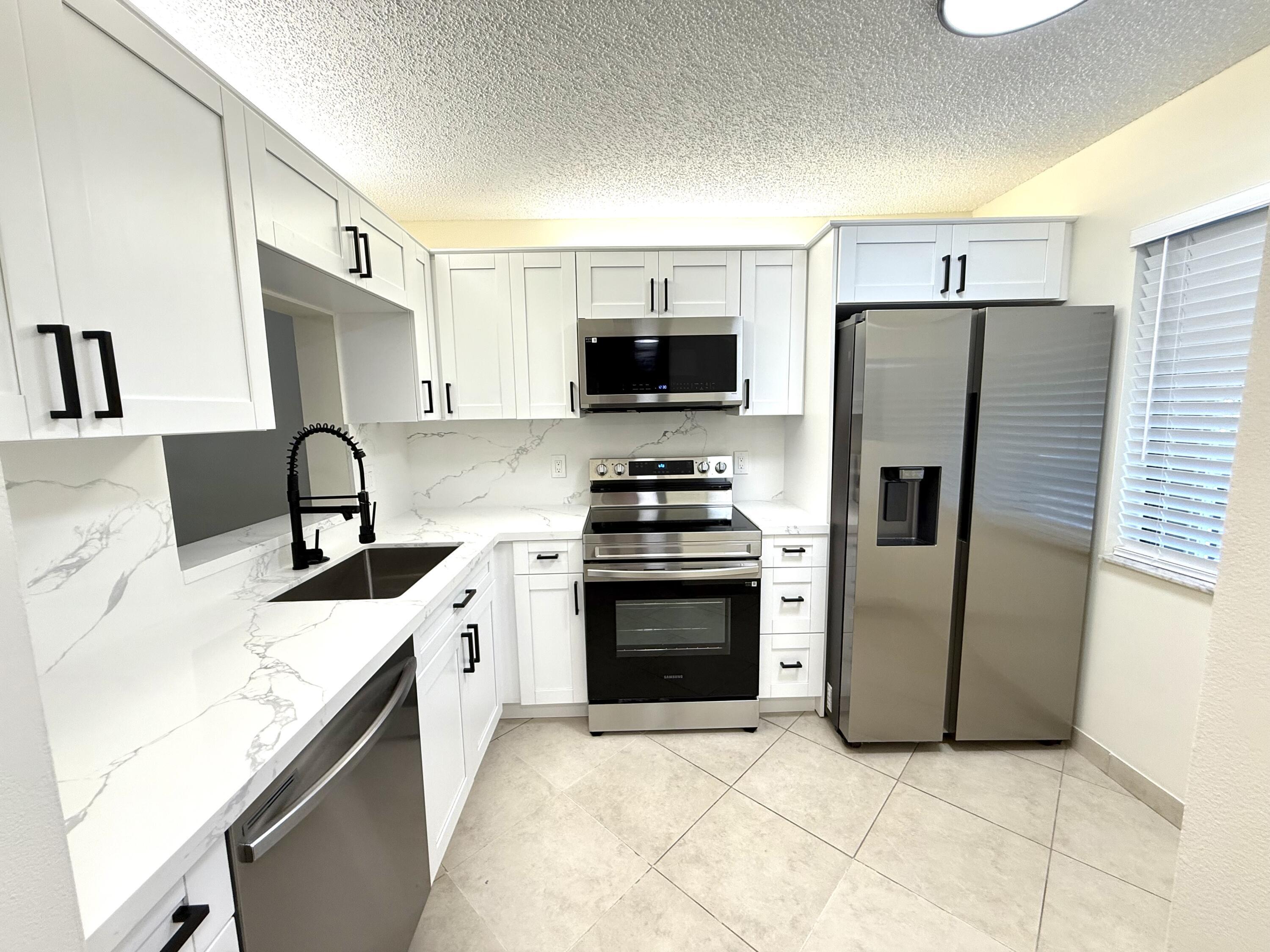 6649 Somerset Drive # 205, Boca Raton FL 33433