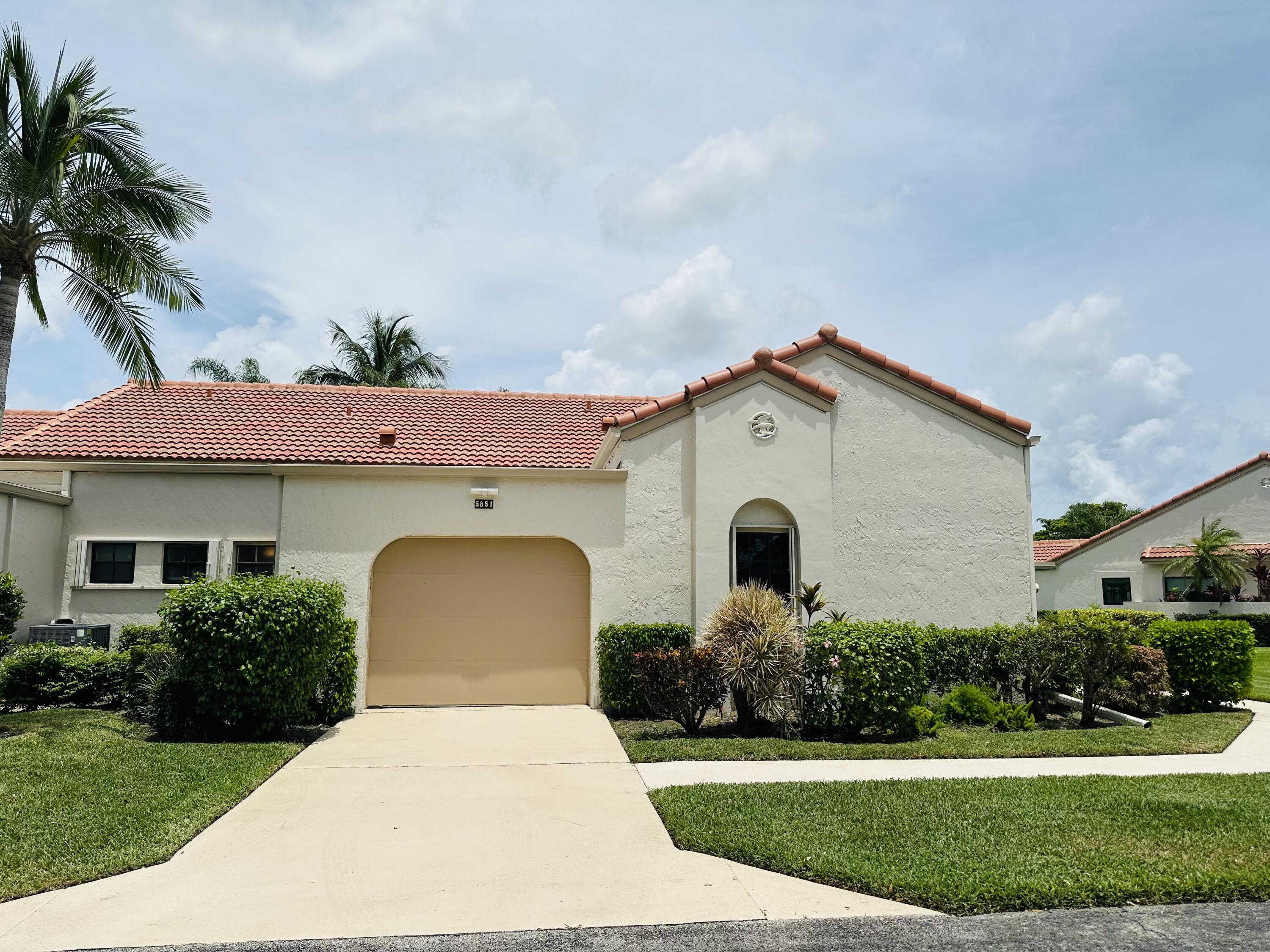 5851 PARKWALK Circle W, Boynton Beach FL 33472