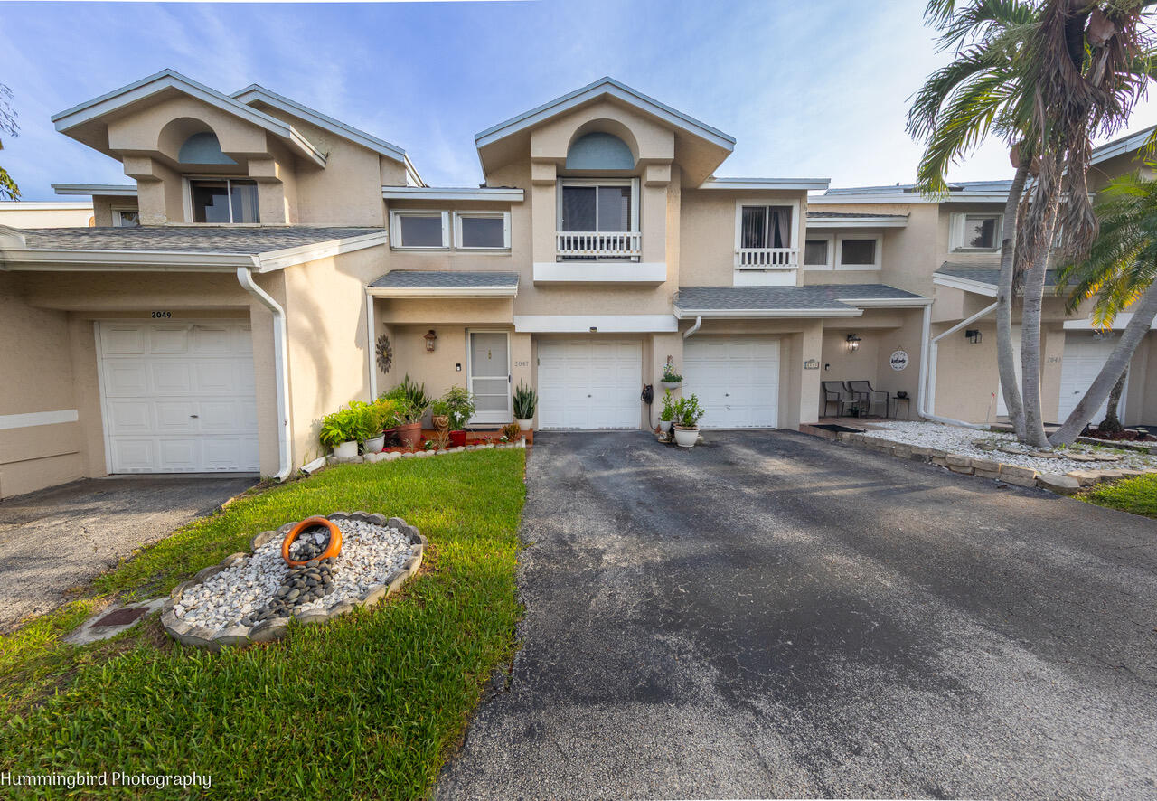 2047 DISCOVERY Circle E, Deerfield Beach FL 33442