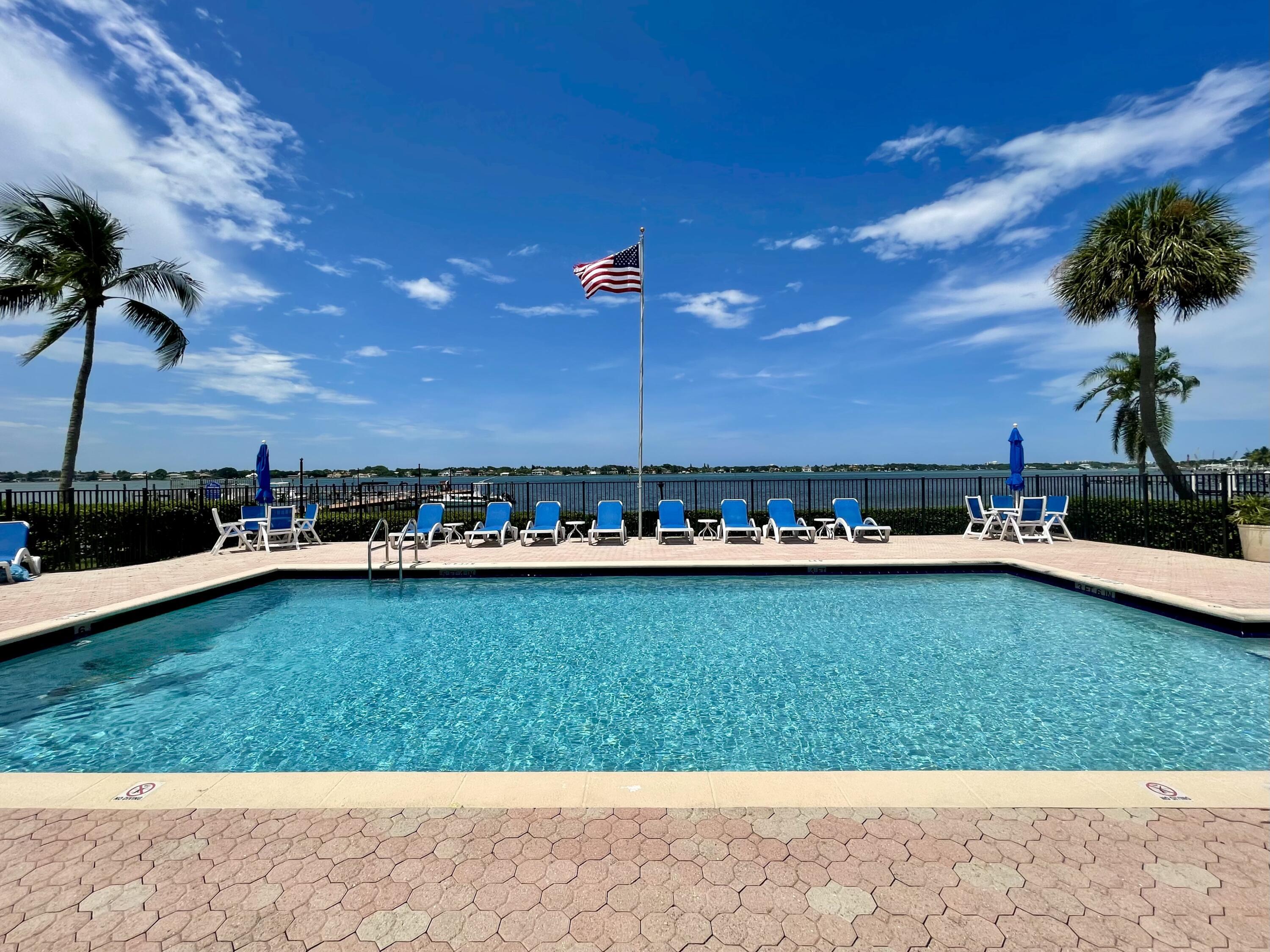 825 CENTER Street # 8A, Jupiter FL 33458