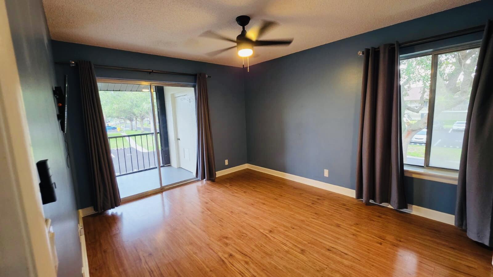 6314 CHASEWOOD Drive # E — Photo 4