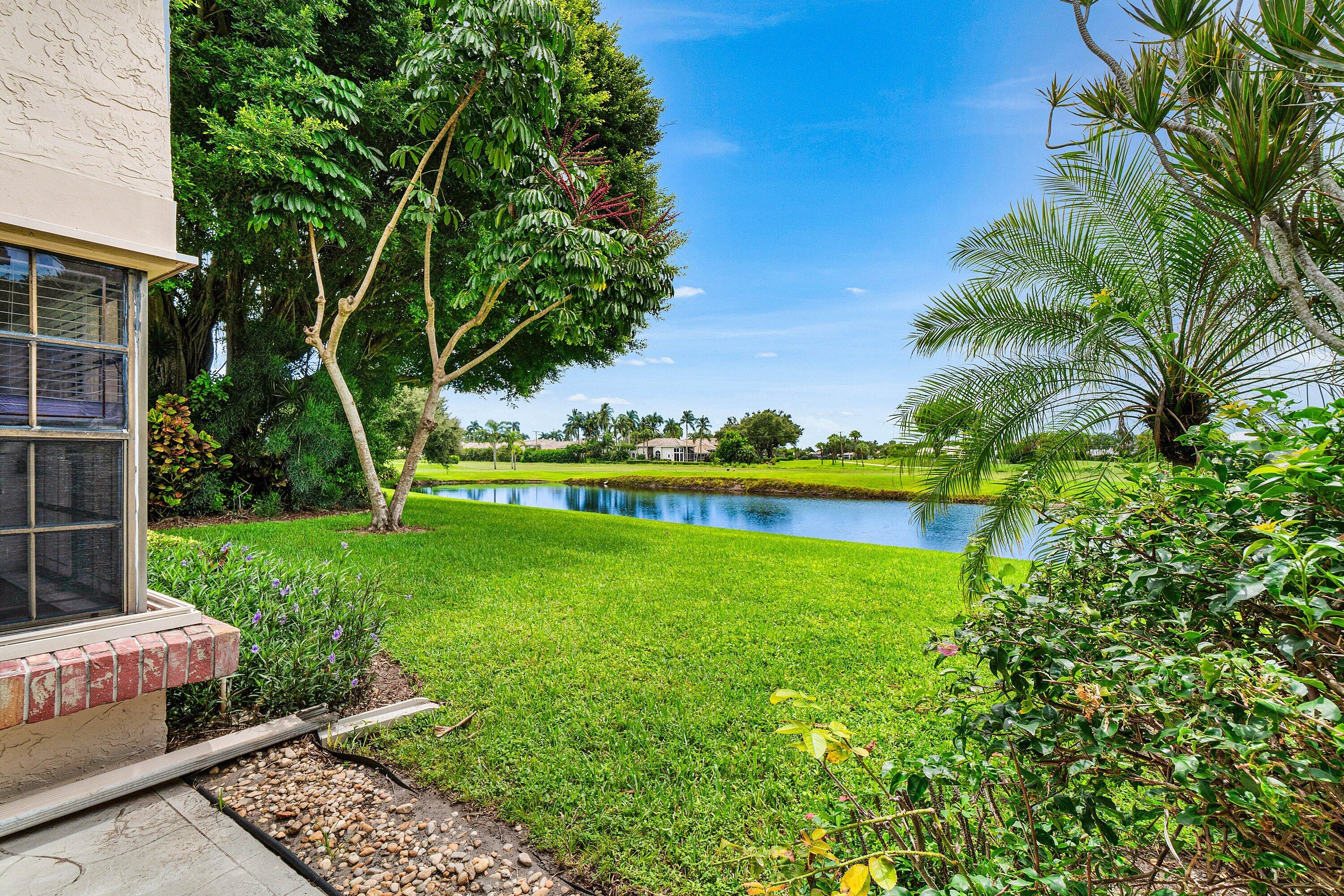 5260 Fairway Woods Drive — Photo 3