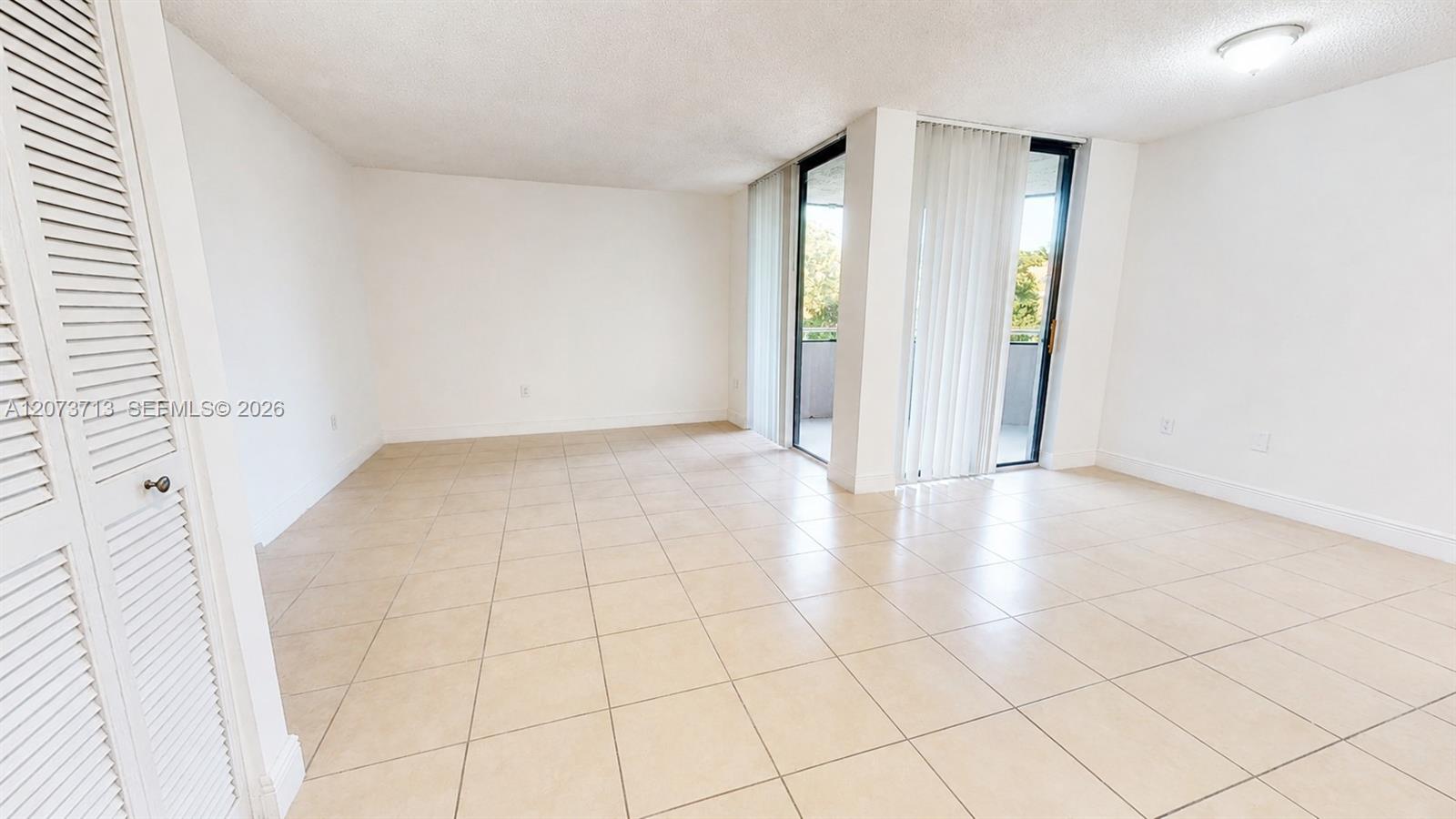 8215 SW 152nd Ave # 205 — Photo 3