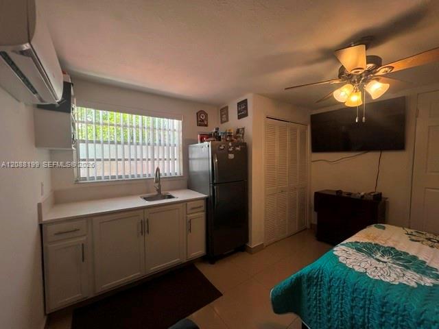 423 E 17th St # 3 — Photo 5