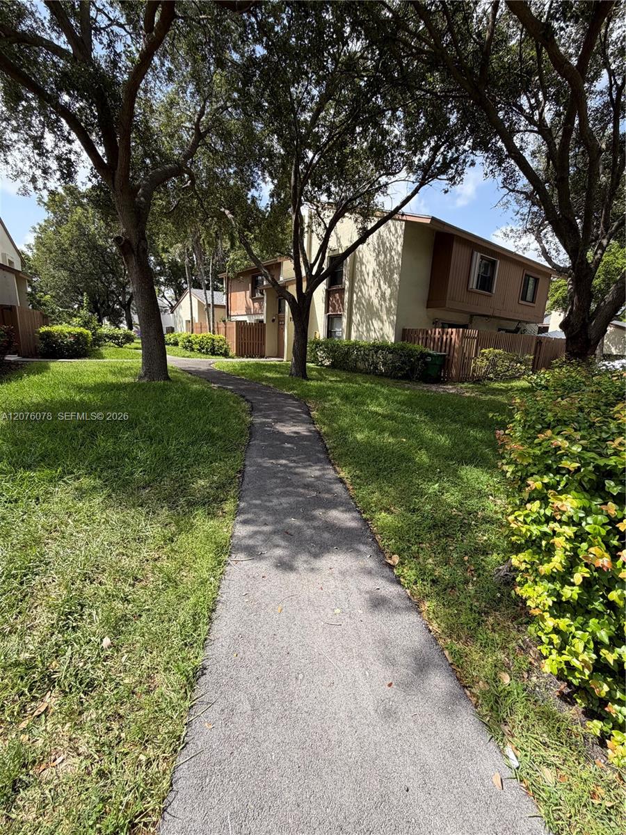 11313 SW 109th Rd # B — Photo 2