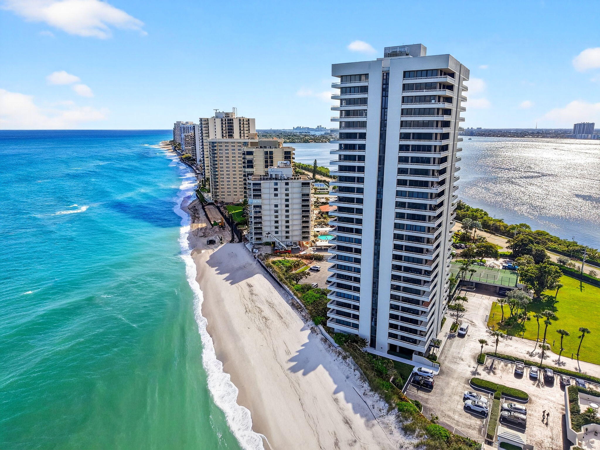 5540 N Ocean Drive # 1c, Singer Island FL 33404